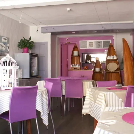 Hotell Alpha Ocean